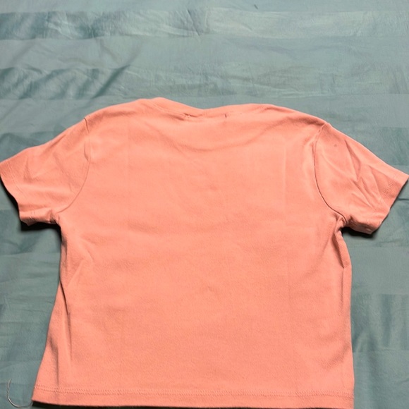 Cute top cropped a bit light baby pink - Picture 2 of 2